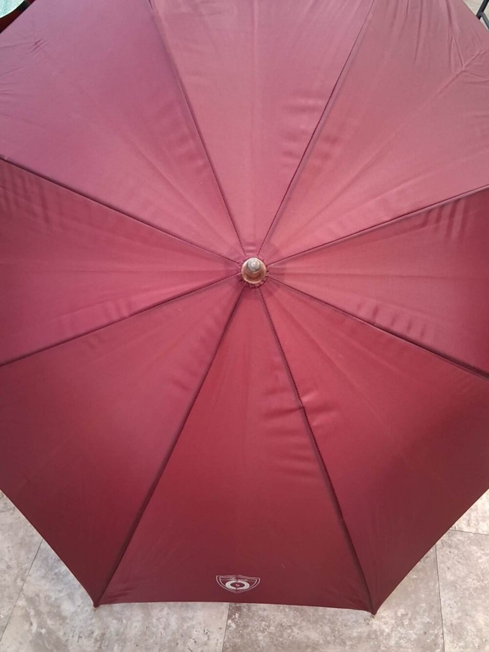 RALPH LAUREN BURGUNDY UMBRELLA-WOOD HANDLE-VINTAGE